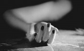 মাঝরাতে মোবাইলে ভিডিও দেখায় স্ত্রীকে খুন
