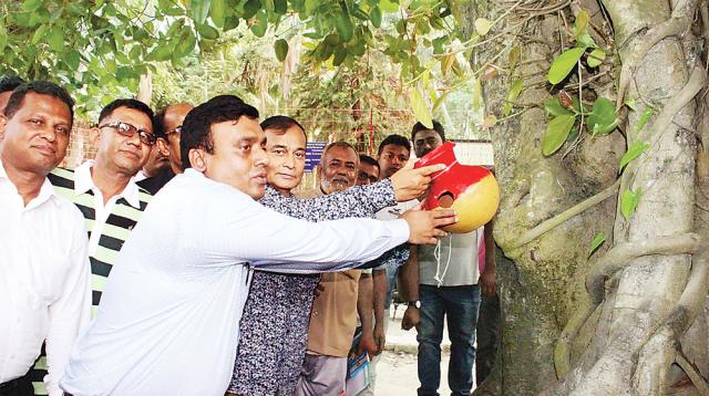 পাখির অভয়ারণ্য হচ্ছেঐতিহাসিক দুর্গাসাগরে