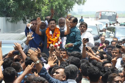 পাবনায় গাড়ি বহর নিয়ে খালেদা জিয়ার মুক্তির কাফেলা