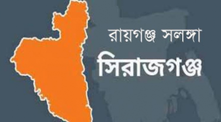 রায়গঞ্জে সংসদ সদস্যের ঢেউটিন ও নগদ অর্থ বিতরণ