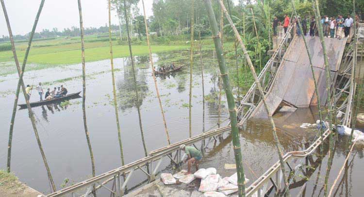 গাবতলীতে সাবাসপুর বেইলি ব্রিজ নির্মাণের কাজ শুরু হয়েছে