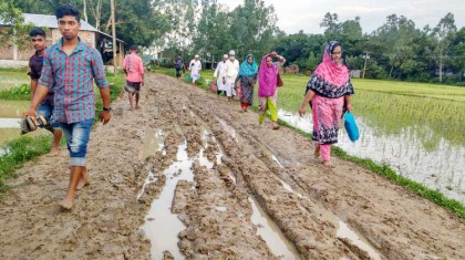 কালাইয়ে ছয় কিলোমিটার কাঁচা রাস্তায় জনদুর্ভোগ