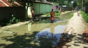 ক্ষেতলালে রাস্তার কাজ দীর্ঘদিন যাবৎ বন্ধ থাকায় চরম জনদূর্ভোগ