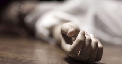 রাতে নিজের গায়ে আগুন, ভোরে মৃত্যু আউটসোর্সিং কর্মীর
