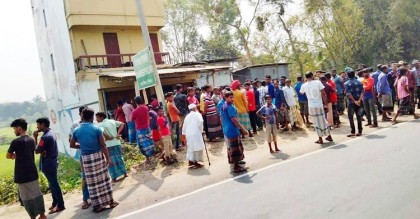 মা-মেয়েকে হত্যা করে নিজেই গৃহকর্তাকে খবর দেয় আমির
