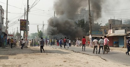 ব্রাহ্মণবাড়িয়ায় মাদরাসাছাত্রদের সঙ্গে পুলিশের ধাওয়া-পাল্টা ধাওয়া
