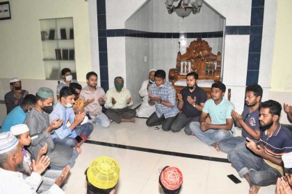 বগুড়া সরকারি আজিজুল হক কলেজ
ছাত্রলীগের উদ্যোগে দোয়া মাহফিল