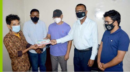  জননেতা মঞ্জুরুল আলম মোহনের পক্ষ থেকে সংকটাপন্ন সাংস্কৃতিক কর্মীদের মাঝে আর্থিক সহায়তা প্রদান