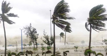 ওড়িশায় আঘাত হেনেছে ইয়াস
