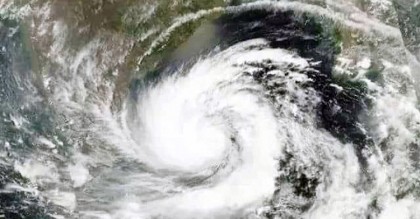 উপকূল অতিক্রম করছে ইয়াস, আঘাত হানছে না বাংলাদেশে
