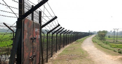 ২০ বছর পালিয়ে থাকা ‘বাংলাদেশি’ মানবপাচারকারী ভারতে গ্রেফতার
