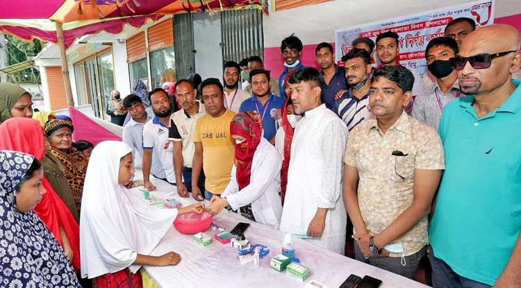 বগুড়ায় বিশ্ব রক্তদাতা দিবস পালন
করলো হেল্প ব্লাড ডোনেশন গ্রুপ