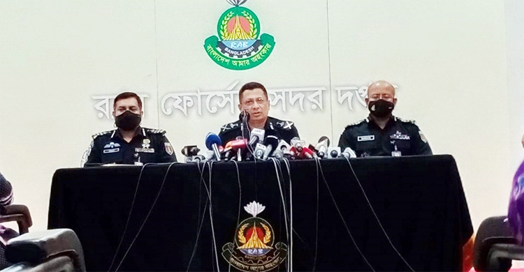 হলি আর্টিজানের মতো হামলার আশঙ্কা নেই : র‍্যাব ডিজি
