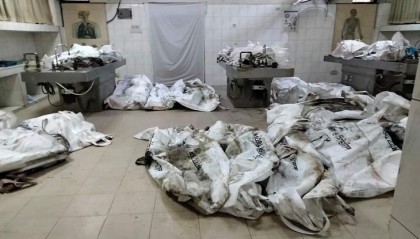 সারি সারি লাশের গাড়ি ঢামেকে
