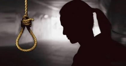 মিরপুরে গলায় ফাঁস দিয়ে গৃহবধূর আত্মহত্যা
