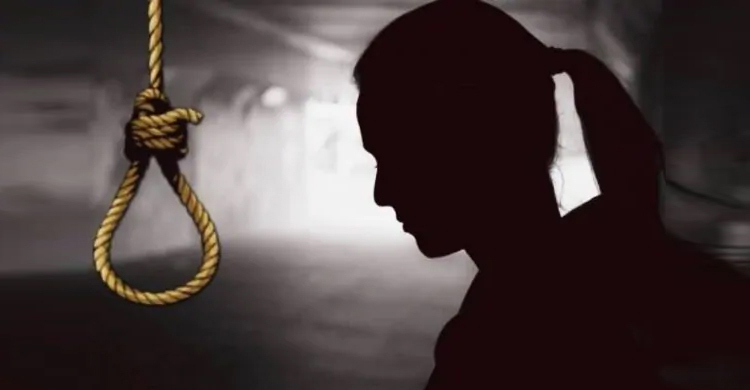 মিরপুরে গলায় ফাঁস দিয়ে গৃহবধূর আত্মহত্যা
