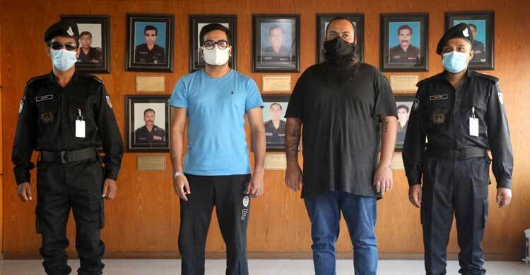 পিয়াসা-মৌদের ব্যবহার করে মিশুর বিলাসী গাড়ির বহর
