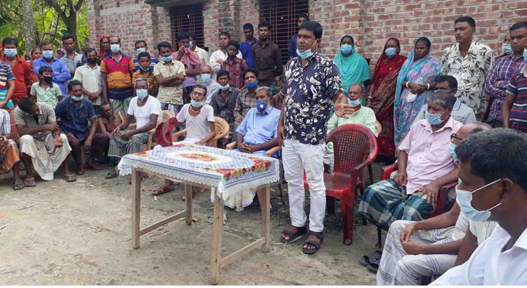 অবশেষে মুক্ত হলেন মান্দার একঘরে তিন পরিবার