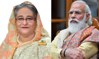 নরেন্দ্র মোদির উপহারের অ্যাম্বুলেন্স বেনাপোলে প্রবেশের অপেক্ষায়
