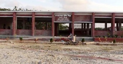 ‘মুজিব কিল্লার’ নির্মাণকাজ তদারকিতে প্রধানমন্ত্রী
