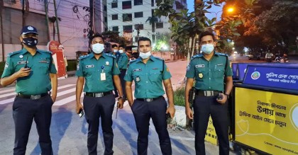 কঠোর নিরাপত্তার চাদরে রাজধানী
