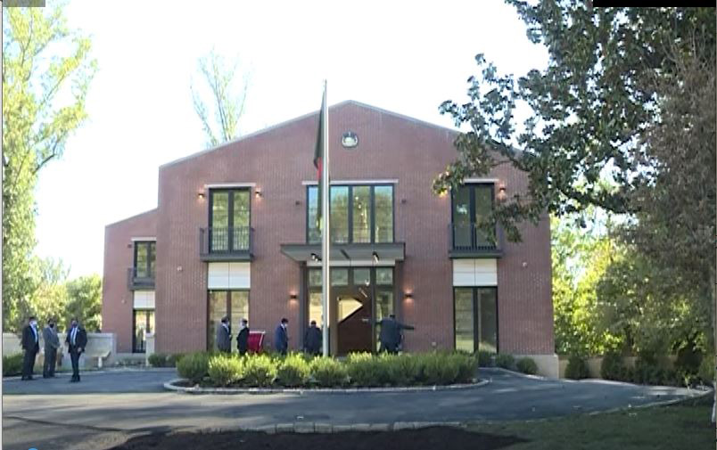 যুক্তরাষ্ট্রে বাংলাদেশ হাউজ উদ্বোধন করলেন প্রধানমন্ত্রী
