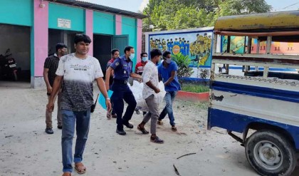 ধুনটে গৃহবধুকে ছুরিকাঘাতে
হত্যা : স্বামী আটক