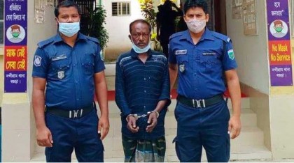 নন্দীগ্রামে চোলাইমদসহ এক মাদক কারবারি গ্রেফতার