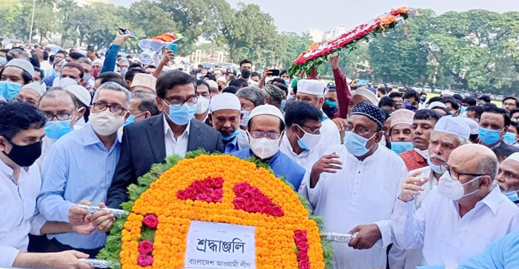 শ্রদ্ধা-ভালোবাসায় সুপ্রিম কোর্ট থেকে বাসেত মজুমদারের চিরবিদায়
