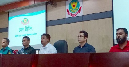 র‌্যাব-পুলিশের ড্রেসে টাকাওয়ালাদের টার্গেট, হাতকড়া পরিয়ে লুট
