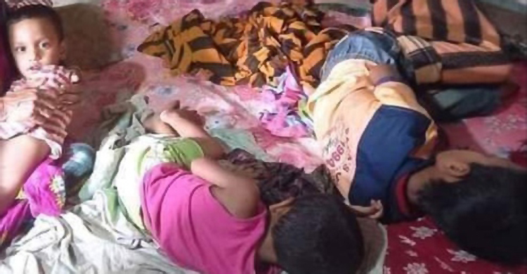স্ত্রীর কাছে টাকা না পেয়ে ৩ সন্তানের মুখে বিষ ঢেলে দিলেন বাবা
