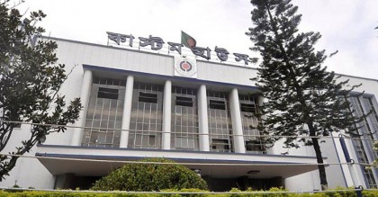 ২৪ লাখ টাকা আত্মসাৎ: দুই কাস্টম কর্মকর্তার বিরুদ্ধে মামলা
