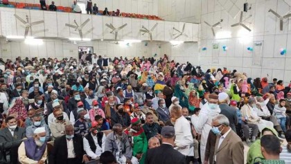 বগুড়ায় বীর মুক্তিযোদ্ধা ও শহীদ মুক্তিযোদ্ধা
পরিবারকে জেলা প্রশাসনের সংবর্ধনা