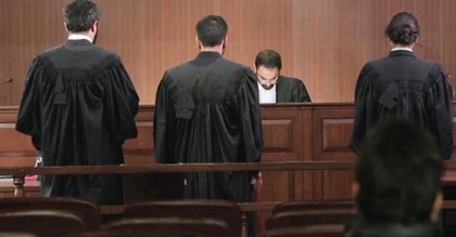 বিচারক-আইনজীবীদের গাউন পরা নিয়ে নতুন নির্দেশনা
