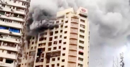 মুম্বাইয়ে ২০তলা ভবনে আগুন, নিহত ৭
