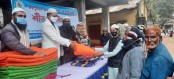 জয়পুরহাটে চেম্বার অব কমার্সের শীতবস্ত্র বিতরণ