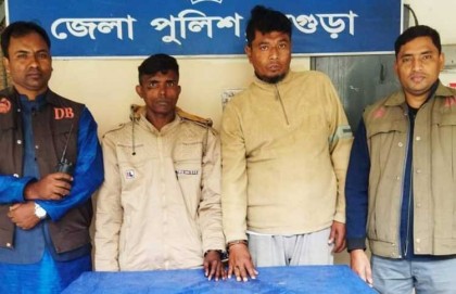 বগুড়ায় মোটরসাইকেল চোর চক্রের ২
সদস্য ডিবির জালে গ্রেফতার