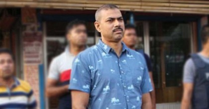 দুর্নীতি মামলা বাতিল চেয়ে হাইকোর্টে ওসি প্রদীপের আবেদন
