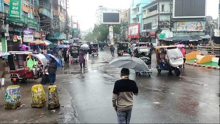 বগুড়ায় মৃদু ঝড়ো হাওয়া ও
বৃষ্টিপাতে জনজীবন বিপর্যস্ত