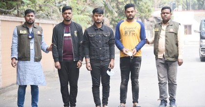 অনলাইনে জুয়া: মাস্টার দুই এজেন্ট হাতিয়ে নেন ২০ কোটি টাকা
