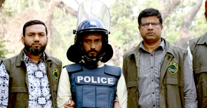 শেখ হাসিনাকে হত্যাচেষ্টা: ছদ্মবেশে ২১ বছর লুকিয়ে ছিলেন আজিজুল
