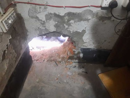 জয়পুরহাটে ঔষধের দোকানে  ডাকাতি