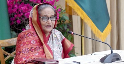 ঢাকা বিমানবন্দরের সম্প্রসারণ কাজ দ্রুত করার তাগিদ প্রধানমন্ত্রীর
