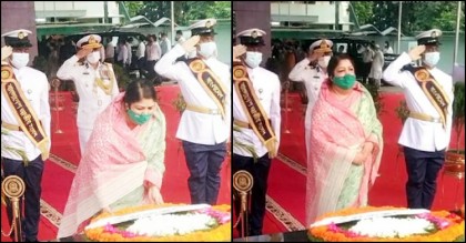 বঙ্গবন্ধুর প্রতিকৃতিতে স্পিকারের শ্রদ্ধা
