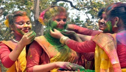 দোল পূর্ণিমা আজ