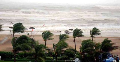 সাগরে গভীর নিম্নচাপ, বিকেল নাগাদ পরিণত হতে পারে ঘূর্ণিঝড়ে
