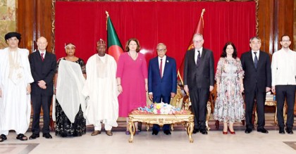 রাষ্ট্রপতির কাছে ৯ দেশের রাষ্ট্রদূত-হাইকমিশনারের পরিচয় পেশ
