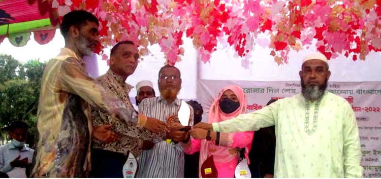 তালোড়ার দেবখন্ড রিয়াজুল ইসলাম উচ্চ বিদ্যালয়ে বার্ষিক ক্রীড়া প্রতিযোগিতা ও পুরস্কার বিতরণ