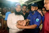 ধুনটে ছাত্রীদের যৌন হয়রানীর অভিযোগে
 মাদ্রাসার শিক্ষক আটক