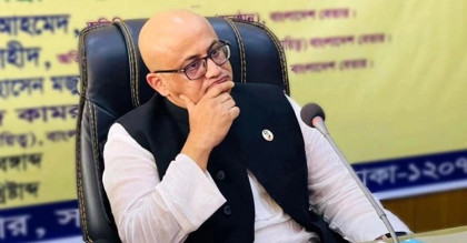 মাথার ওপর সিলিং ফ্যান পড়ে আহত এমপি মুরাদ
